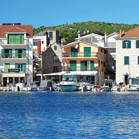 Lovely Apartment In Vodice With Wifi Apartment